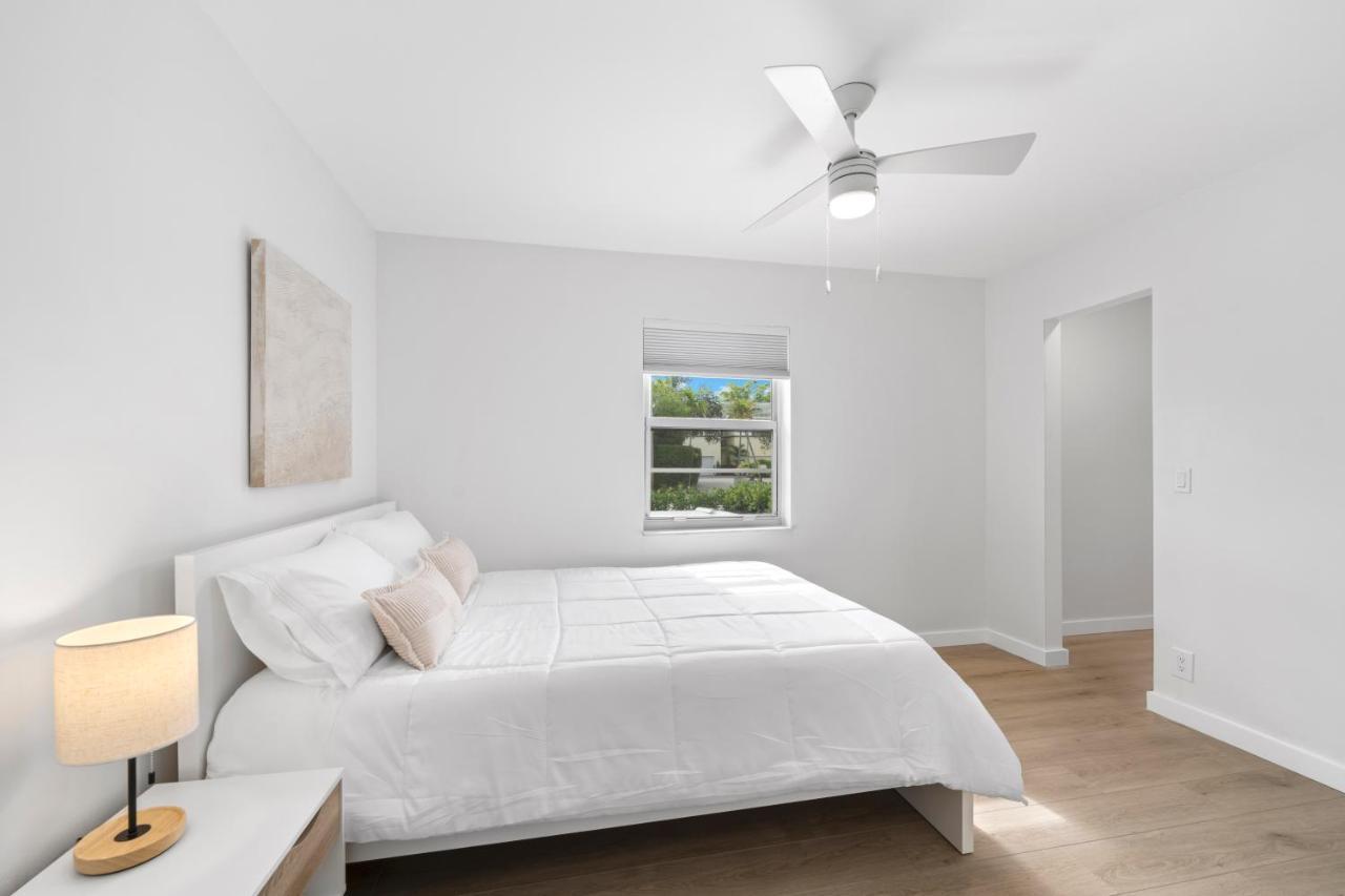 M Lake Worth Beach - Modern Villas Near West Palm Beach, Chic Retro Vibes, King Bed, Cozy Backyard, Bbq, Workspace, High-Speed Internet, Free Parking, 5 Minutes To Downtown & Beach Dış mekan fotoğraf