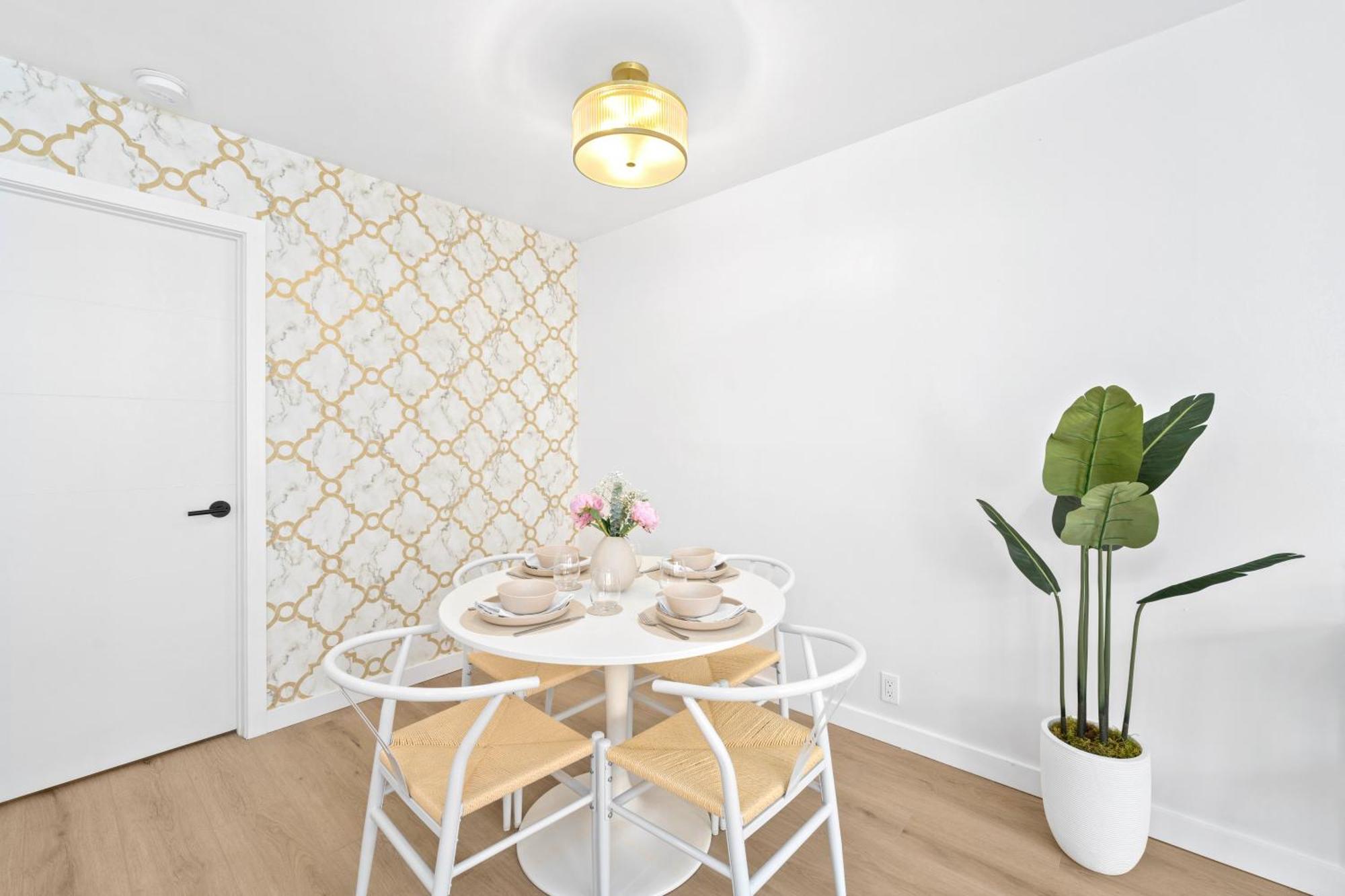 M Lake Worth Beach - Modern Villas Near West Palm Beach, Chic Retro Vibes, King Bed, Cozy Backyard, Bbq, Workspace, High-Speed Internet, Free Parking, 5 Minutes To Downtown & Beach Dış mekan fotoğraf