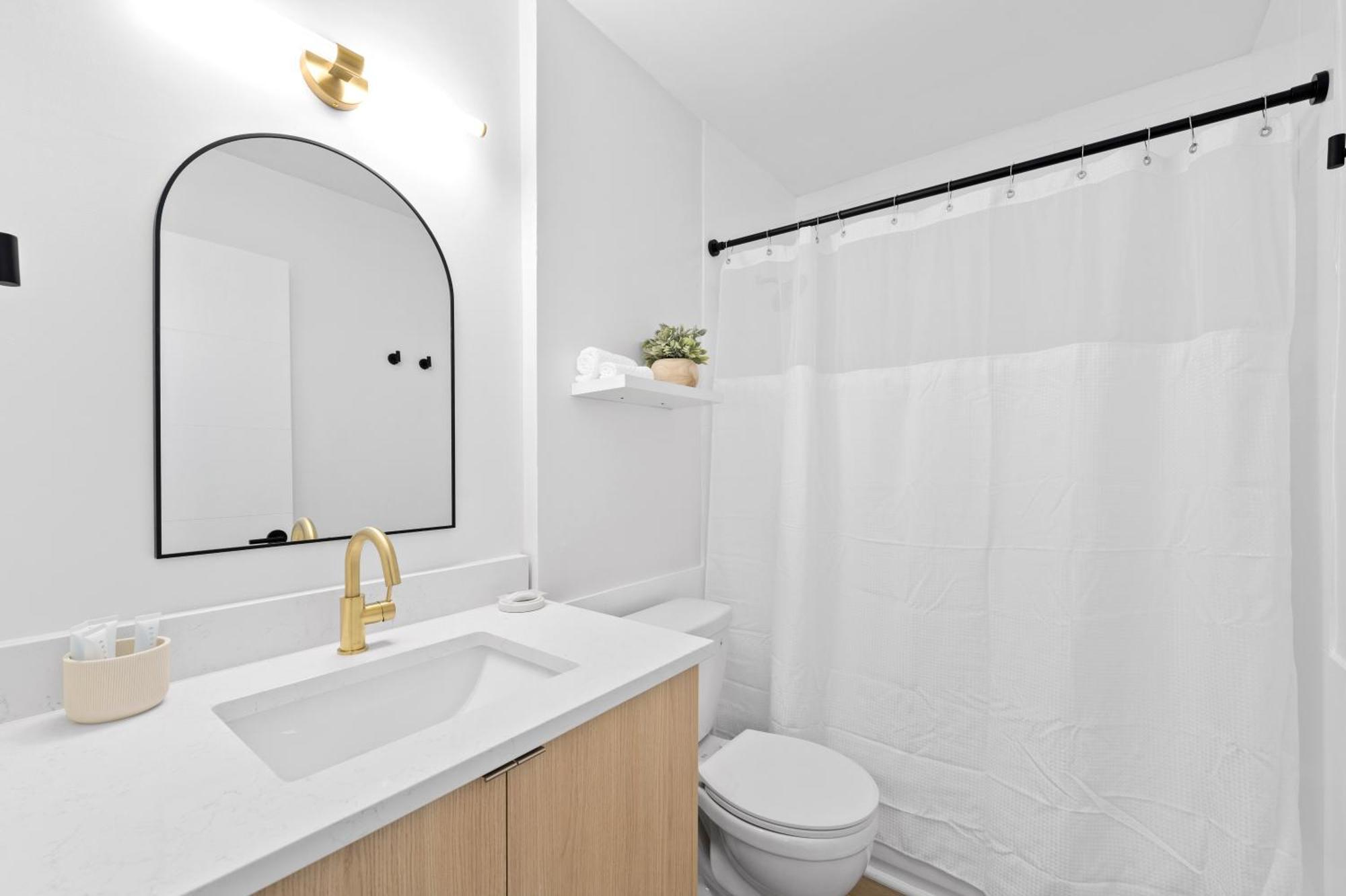 M Lake Worth Beach - Modern Villas Near West Palm Beach, Chic Retro Vibes, King Bed, Cozy Backyard, Bbq, Workspace, High-Speed Internet, Free Parking, 5 Minutes To Downtown & Beach Dış mekan fotoğraf