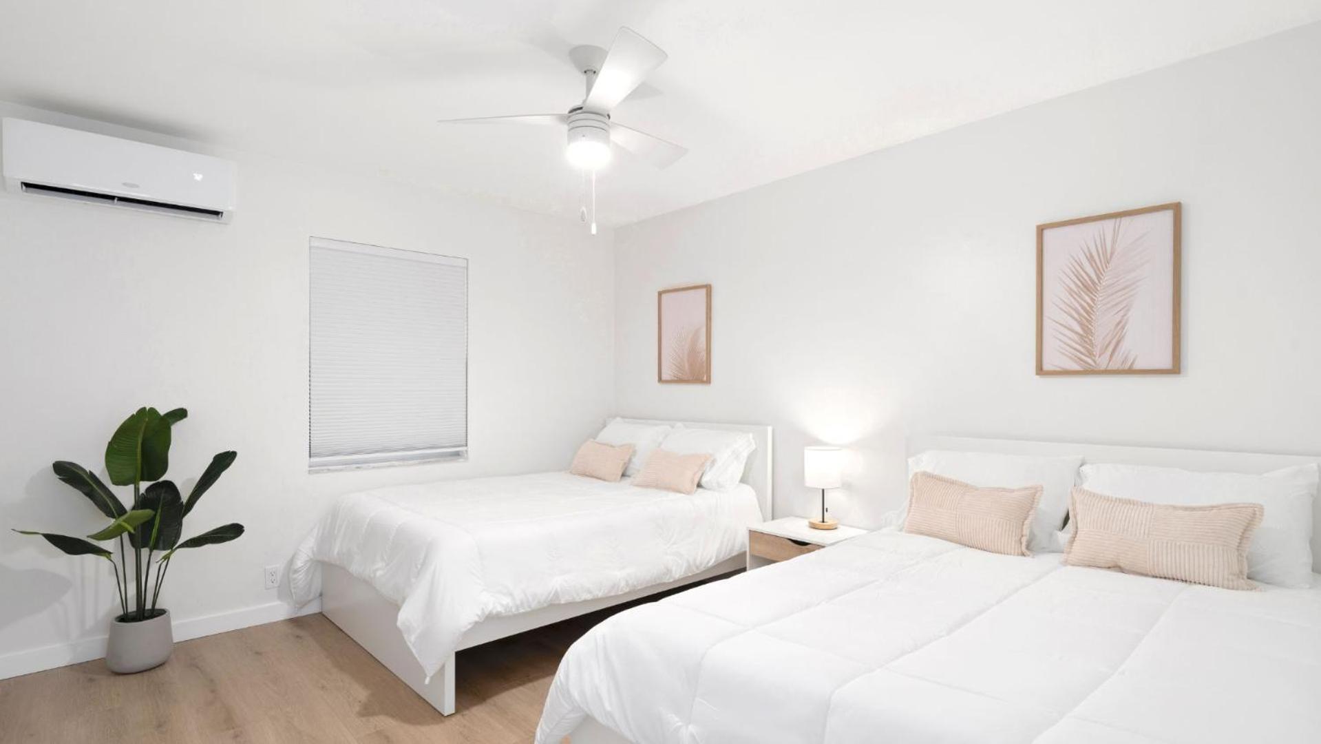 M Lake Worth Beach - Modern Villas Near West Palm Beach, Chic Retro Vibes, King Bed, Cozy Backyard, Bbq, Workspace, High-Speed Internet, Free Parking, 5 Minutes To Downtown & Beach Dış mekan fotoğraf